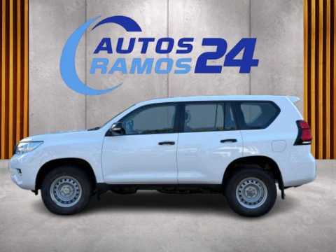 Toyota Land Cruiser 2.8 D-4D GX