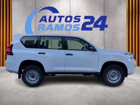 Toyota Land Cruiser 2.8 D-4D GX