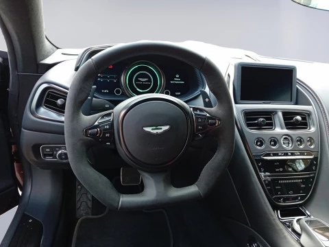 Aston Martin DB11 4.0 V8