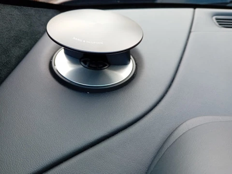 Aston Martin DB11 4.0 V8