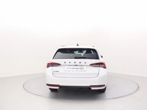 Skoda Octavia COMBI SPORTLINE 1,5 TSI M-HEV 150CV DSG