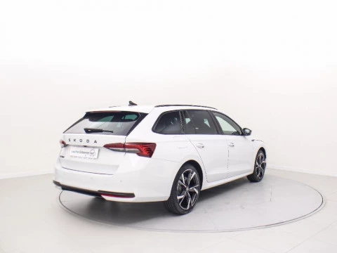 Skoda Octavia COMBI SPORTLINE 1,5 TSI M-HEV 150CV DSG