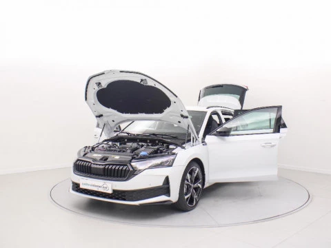 Skoda Octavia COMBI SPORTLINE 1,5 TSI M-HEV 150CV DSG