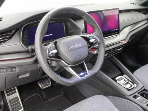 Skoda Octavia COMBI SPORTLINE 1,5 TSI M-HEV 150CV DSG