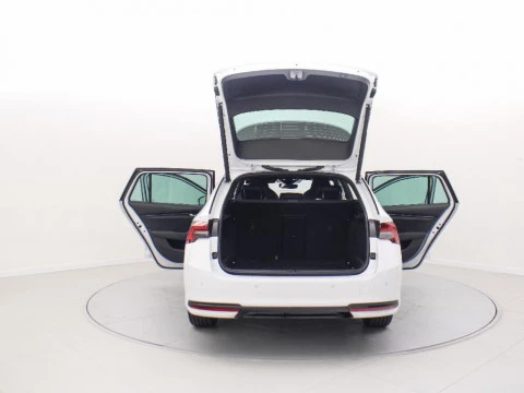 Skoda Octavia COMBI SPORTLINE 1,5 TSI M-HEV 150CV DSG