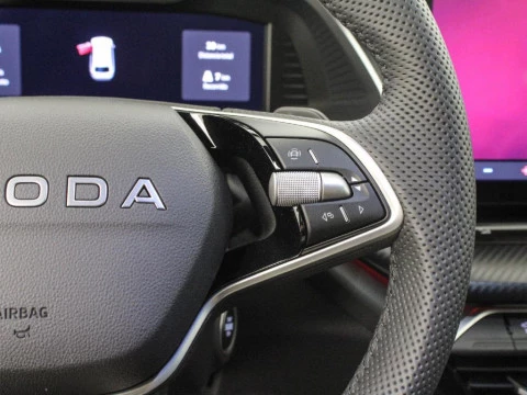 Skoda Octavia COMBI SPORTLINE 1,5 TSI M-HEV 150CV DSG