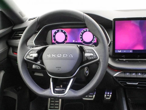 Skoda Octavia COMBI SPORTLINE 1,5 TSI M-HEV 150CV DSG