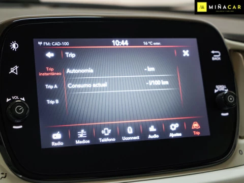 Fiat 500 1.0 Hybrid Dolcevita 51 kW (70 CV)