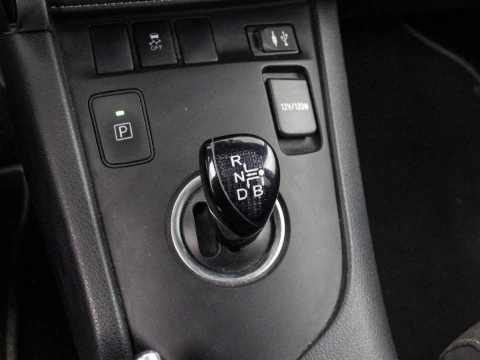 Toyota Auris AU Auris Touring Sports HÝbrido 2015 - 2018