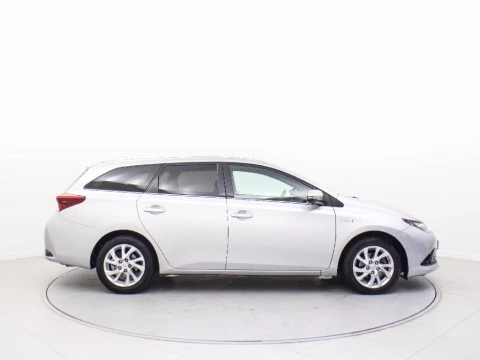 Toyota Auris AU Auris Touring Sports HÝbrido 2015 - 2018