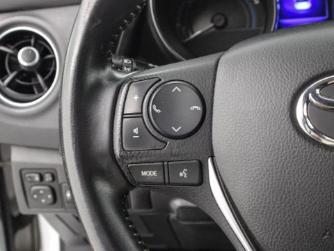Toyota Auris AU Auris Touring Sports HÝbrido 2015 - 2018