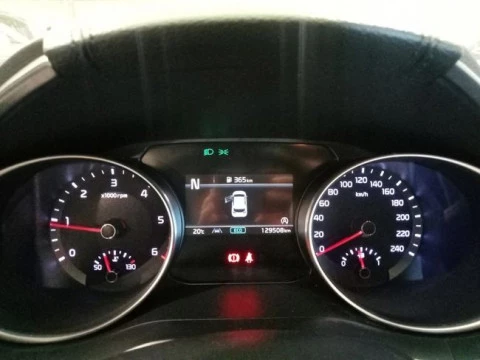 Kia Ceed 1.6 MHEV iMT 100kW (136CV) Concept