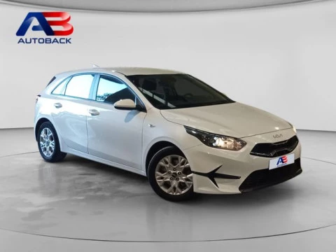 Kia Ceed 1.6 MHEV iMT 100kW (136CV) Concept