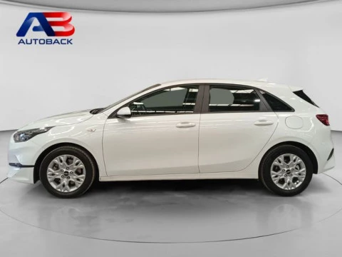 Kia Ceed 1.6 MHEV iMT 100kW (136CV) Concept