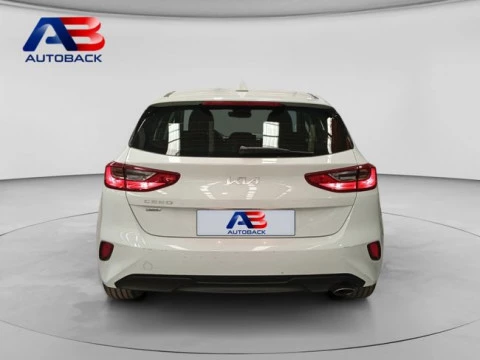 Kia Ceed 1.6 MHEV iMT 100kW (136CV) Concept