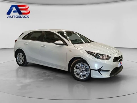Kia Ceed 1.6 MHEV iMT 100kW (136CV) Concept