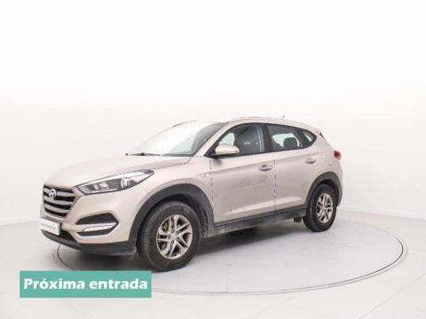 Hyundai Tucson 1.7 CRDI 115 HP BLUEDRIVE TECNO SKY 2WD 115 5P