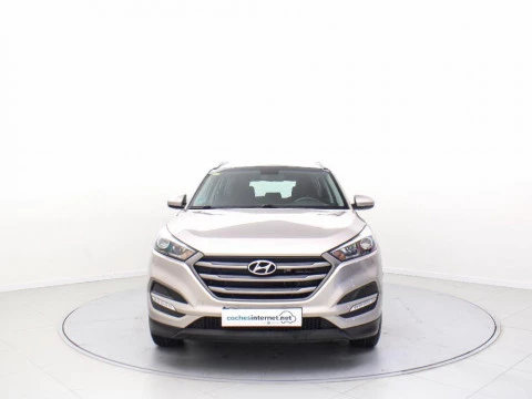 Hyundai Tucson 1.7 CRDI 115 HP BLUEDRIVE TECNO SKY 2WD 115 5P