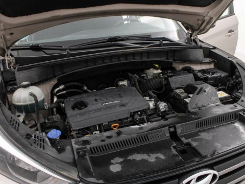 Hyundai Tucson 1.7 CRDI 115 HP BLUEDRIVE TECNO SKY 2WD 115 5P