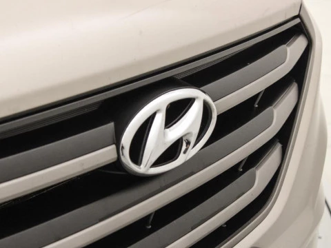 Hyundai Tucson 1.7 CRDI 115 HP BLUEDRIVE TECNO SKY 2WD 115 5P