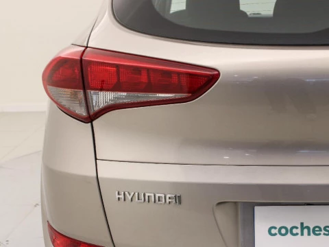 Hyundai Tucson 1.7 CRDI 115 HP BLUEDRIVE TECNO SKY 2WD 115 5P