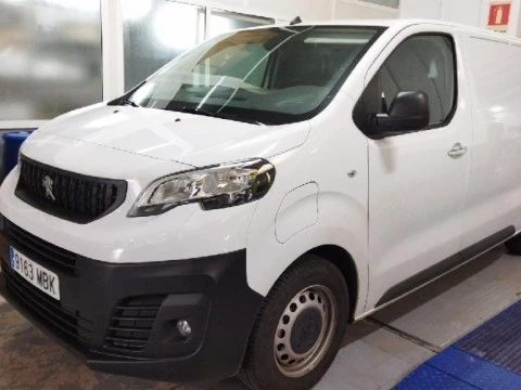 Peugeot Expert BEV 75 KWH 136 E-EXPERT STANDARD 4P Peugeot Expert BEV 75 KWH 136 E-EXPERT STANDARD 4P