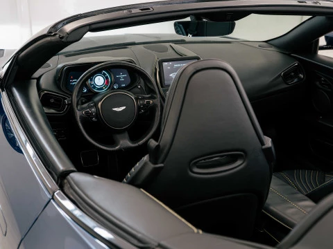 Aston Martin DB11 Volante V8 Automático