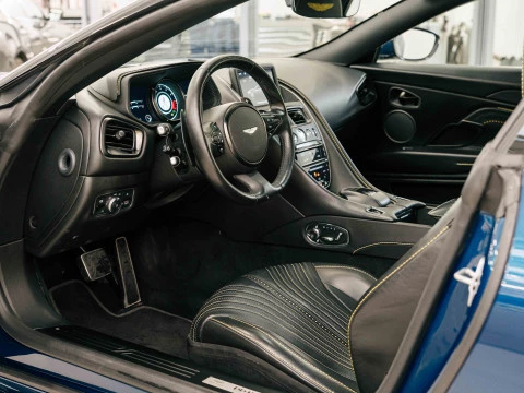 Aston Martin DB11 Volante V8 Automático