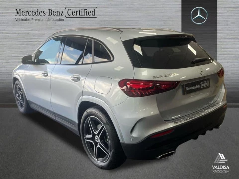 Mercedes-Benz GLA 200 d