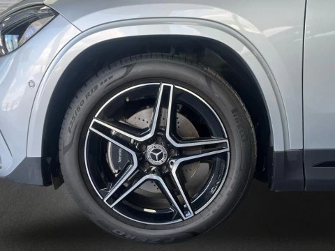 Mercedes-Benz GLA 200 d