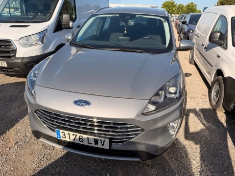 Ford Kuga Titanium 2.5 Duratec FHEV 140kW Auto
