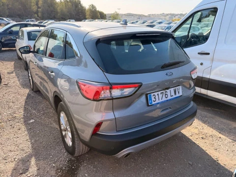 Ford Kuga Titanium 2.5 Duratec FHEV 140kW Auto