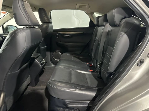 Lexus NX 300h Executive 4WD
