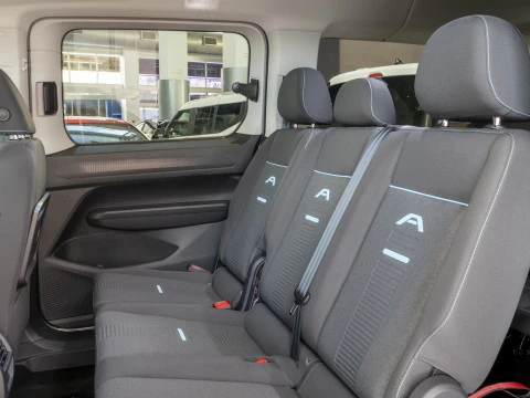 Ford Tourneo Connect 1.5 Ecoboost PHEV Active Auto