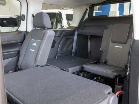 Ford Tourneo Connect 1.5 Ecoboost PHEV Active Auto