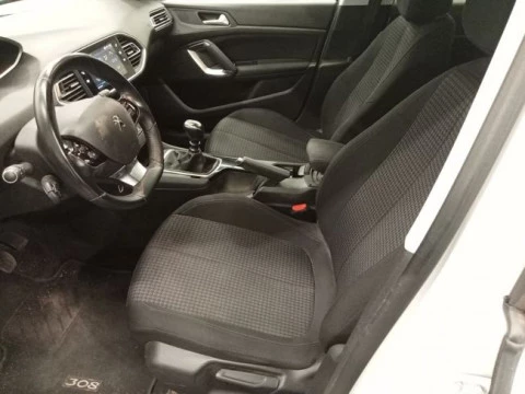 Peugeot 308 5p Style BlueHDi 130 S&S