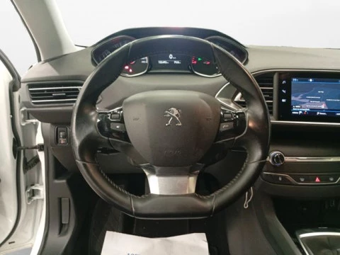Peugeot 308 5p Style BlueHDi 130 S&S