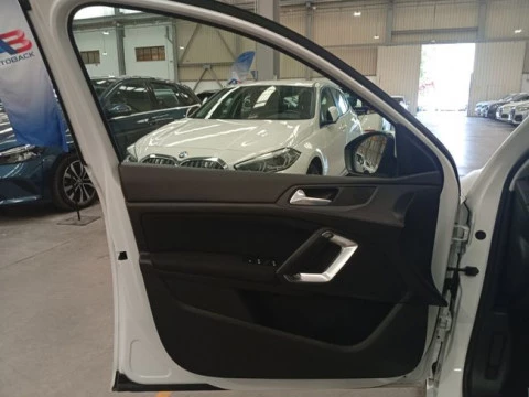Peugeot 308 5p Style BlueHDi 130 S&S