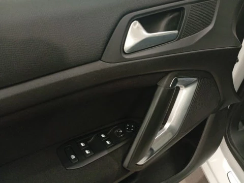 Peugeot 308 5p Style BlueHDi 130 S&S