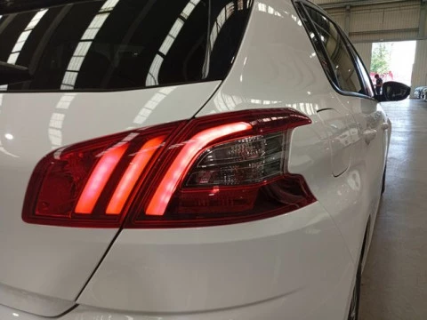 Peugeot 308 5p Style BlueHDi 130 S&S