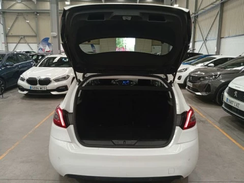 Peugeot 308 5p Style BlueHDi 130 S&S