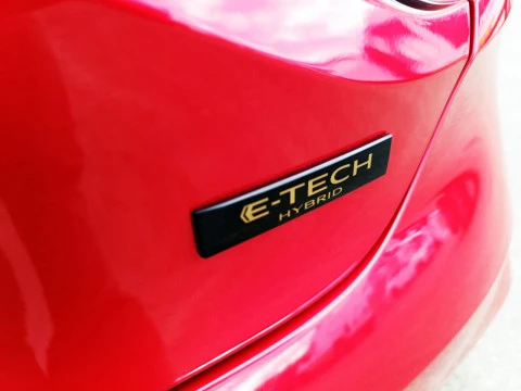 Renault Clio TECHNO FULL HYBRID E-TECH 145CV SS