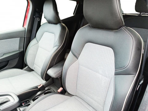 Renault Clio TECHNO FULL HYBRID E-TECH 145CV SS