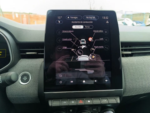 Renault Clio TECHNO FULL HYBRID E-TECH 145CV SS