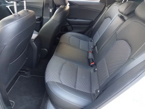Kia Ceed 1.6 MHEV 100kW (136CV) Tech DCT