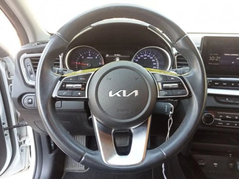 Kia Ceed 1.6 MHEV 100kW (136CV) Tech DCT