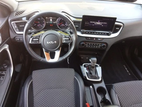 Kia Ceed 1.6 MHEV 100kW (136CV) Tech DCT