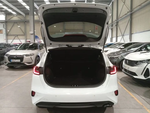 Kia Ceed 1.6 MHEV 100kW (136CV) Tech DCT
