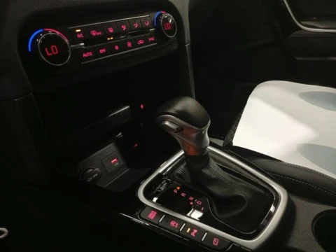 Kia Ceed 1.6 MHEV 100kW (136CV) Tech DCT