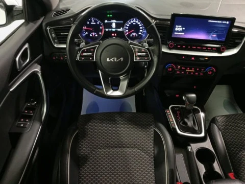 Kia Ceed 1.6 MHEV 100kW (136CV) Tech DCT